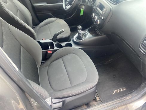 Used 2014 Kia Soul image 17