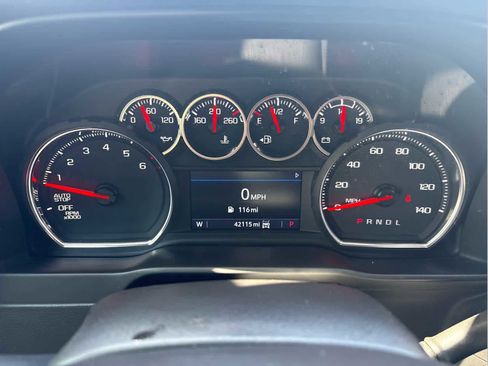 Used 2021 Chevrolet Silverado 1500 LT Trail Boss w/ Convenience Package II image 28