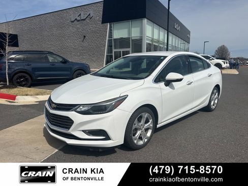 Used 2017 Chevrolet Cruze Premier w/ Enhanced Convenience Package image 1