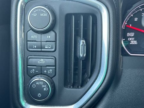 Used 2022 Chevrolet Silverado 1500 LT w/ Bed Protection Package AWD/4WD image 23