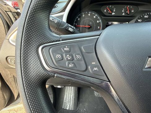 Used 2023 Chevrolet Malibu LT image 15