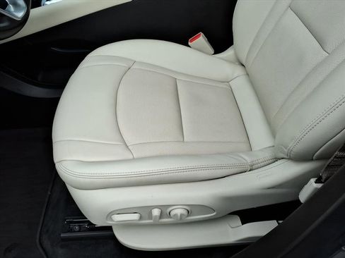 Used 2023 Buick Enclave Essence w/ Experience Buick Package image 23