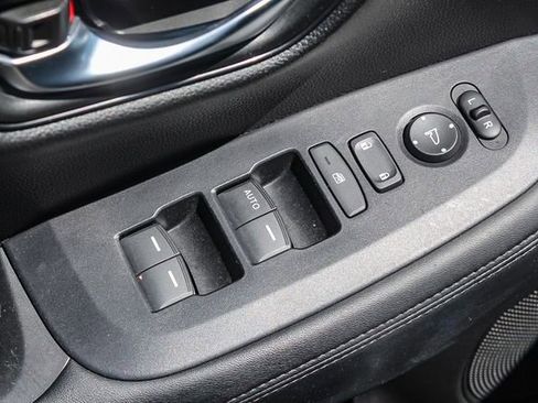 Used 2024 Honda HR-V LX image 27