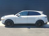 Certified 2024 Porsche Cayenne image 2