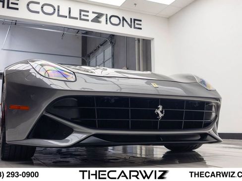 Used 2016 Ferrari F12 Berlinetta RWD image 10