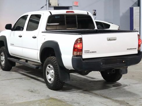 Used 2015 Toyota Tacoma PreRunner w/ Convenience Package image 8