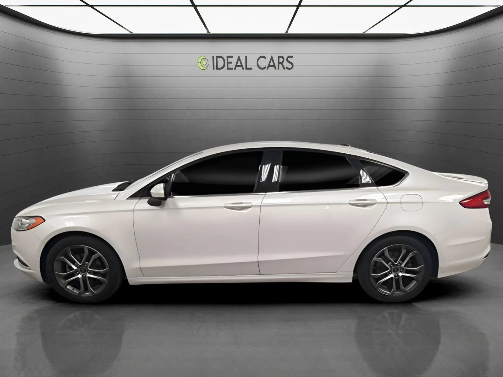 Used 2017 Ford Fusion SE w/ Equipment Group 201A FWD image 8