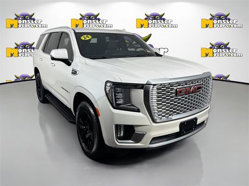 Used 2024 GMC Yukon Denali image 3