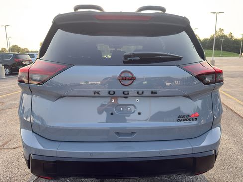 New 2026 Nissan Rogue SV w/ Rock Creek Premium Package AWD/4WD image 7