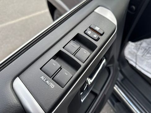 Used 2023 Toyota 4Runner Limited image 26