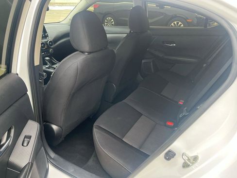 Used 2021 Nissan Sentra SV image 9