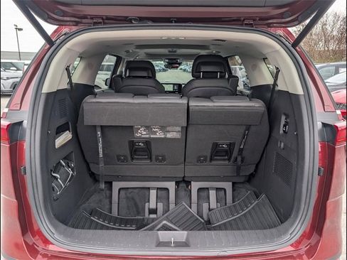 Certified 2022 Kia Carnival SX Prestige image 20