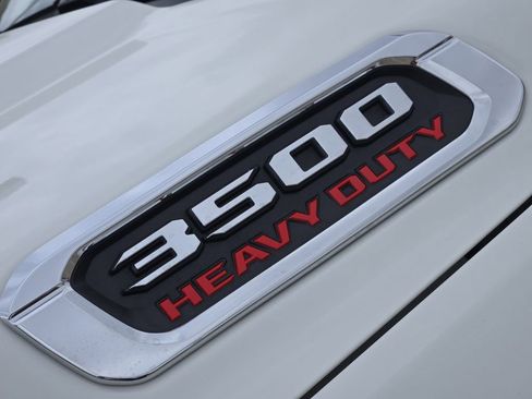 Used 2024 RAM 3500 Limited w/ Towing Technology Group image 12