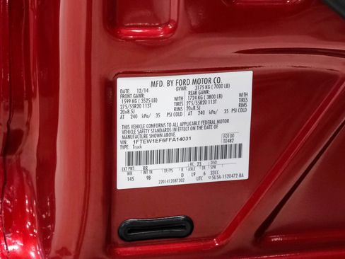 Used 2015 Ford F150 Platinum w/ Equipment Group 701A Luxury AWD/4WD image 69