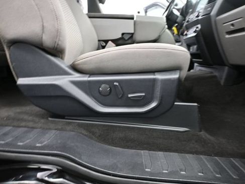 Used 2019 Ford F150 XLT w/ Equipment Group 302A Luxury AWD/4WD image 42