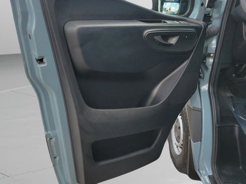Used 2024 Mercedes-Benz Sprinter 2500 image 10