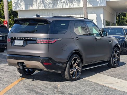New 2026 Land Rover Discovery Limited Edition AWD/4WD image 2