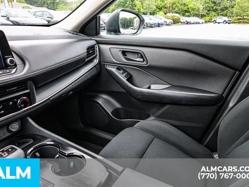 Used 2024 Nissan Rogue S FWD image 45