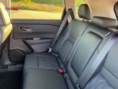 New 2026 Nissan Rogue Platinum AWD/4WD image 30