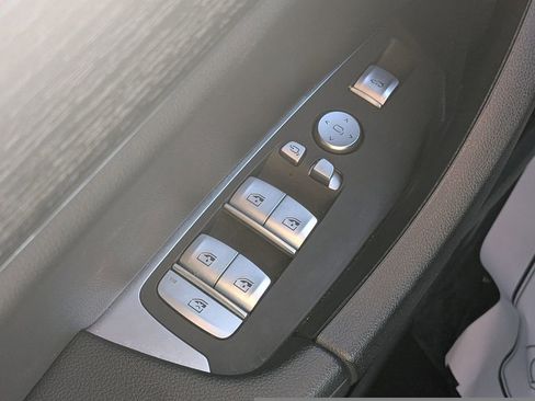 Used 2023 BMW X3 sDrive30i image 21