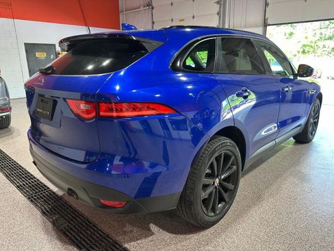 Used 2018 Jaguar F-PACE Prestige image 3