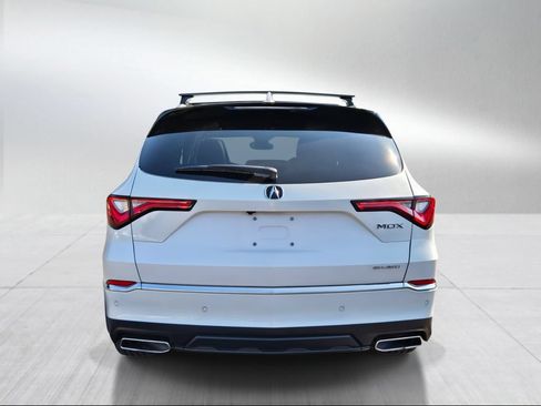 Used 2024 Acura MDX SH-AWD w/ Advance Package image 4