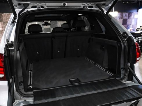 Used 2018 BMW X5 xDrive50i image 54