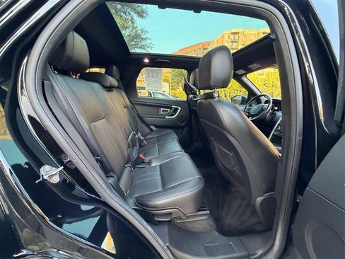 Used 2019 Land Rover Discovery Sport AWD/4WD image 19