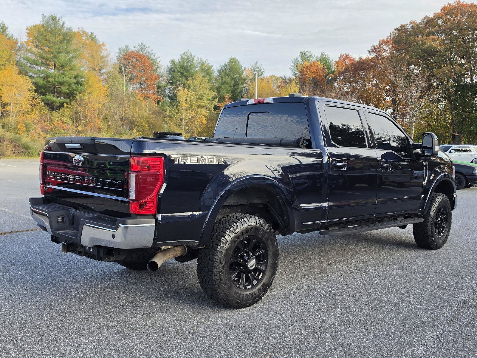 Used 2022 Ford F250 Lariat w/ Tremor Off-Road Package AWD/4WD image 3