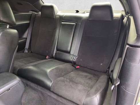 Used 2018 Dodge Challenger R/T Scat Pack RWD image 18