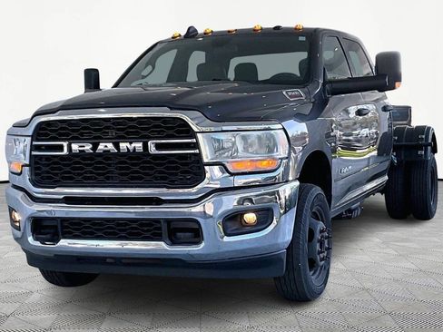Used 2021 RAM 3500 Tradesman w/ Chrome Appearance Group RWD image 1