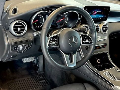 Used 2020 Mercedes-Benz GLC 300 image 12