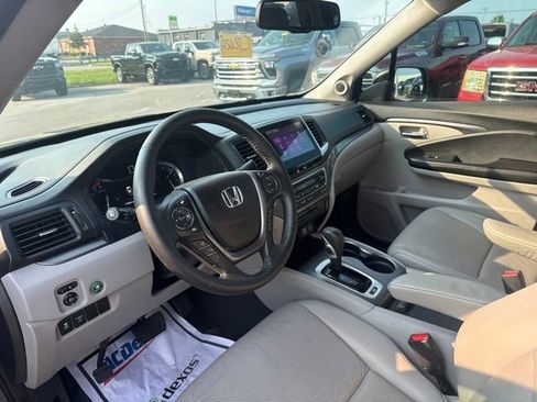 Used 2017 Honda Ridgeline RTL-T image 9