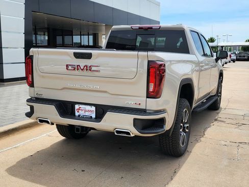 New 2026 GMC Sierra 1500 AT4 w/ AT4 Premium Package AWD/4WD image 4