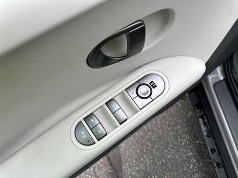 New 2026 Hyundai Ioniq 5 SEL image 11