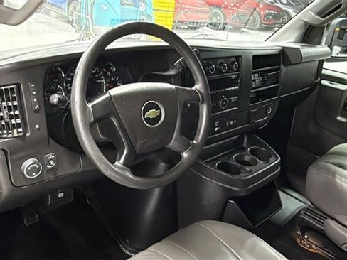 Used 2016 Chevrolet Express 2500 Work Van image 13