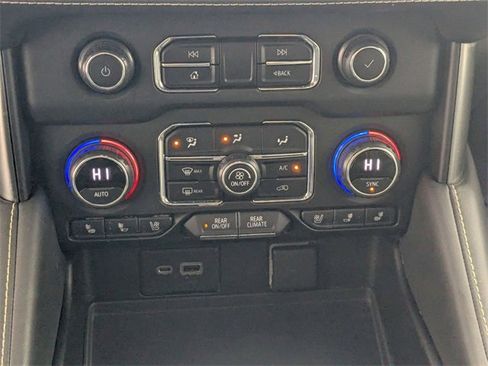 Used 2021 Chevrolet Tahoe Premier image 22