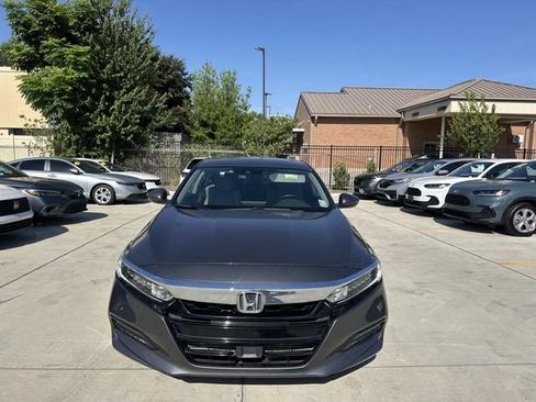 Certified 2018 Honda Accord EX-L image 2