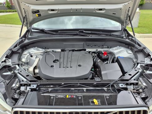 Certified 2023 Volvo XC60 B5 Ultimate w/ Protection Package Premier FWD image 35