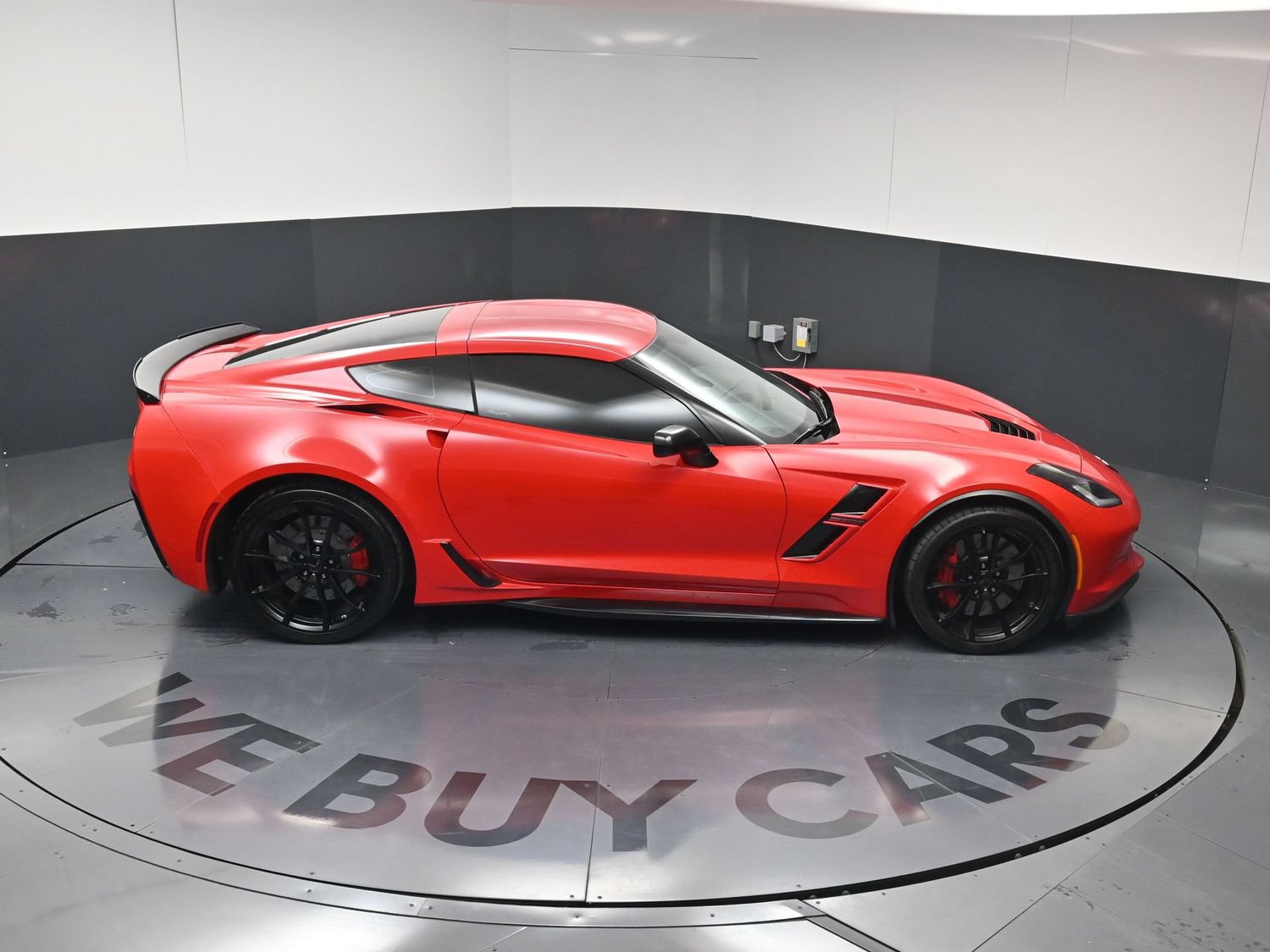 Used 2019 Chevrolet Corvette Grand Sport RWD image 36