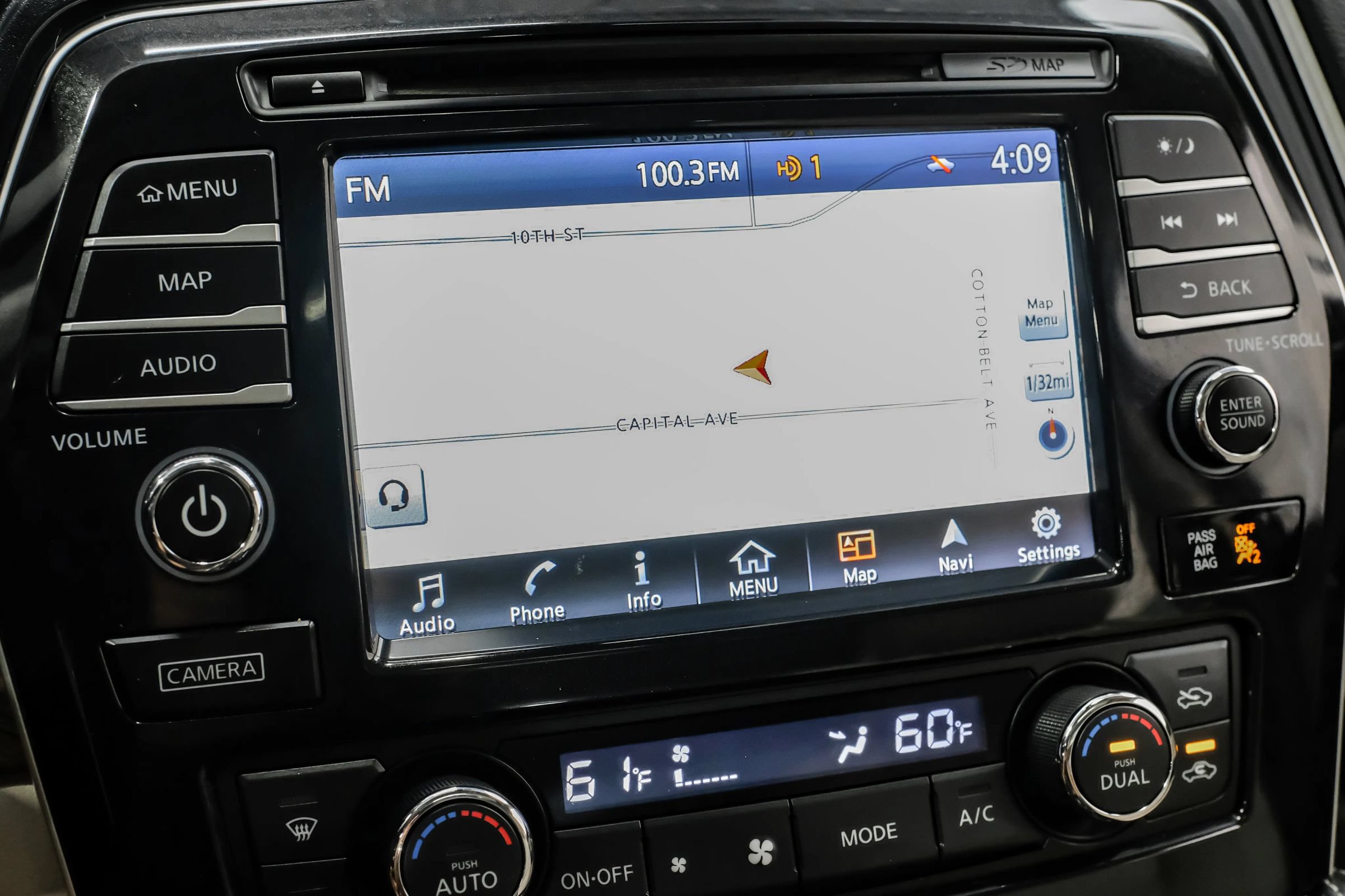 Used 2016 Nissan Maxima Platinum FWD image 21