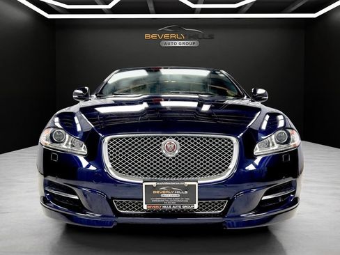 Used 2015 Jaguar XJ AWD/4WD image 8