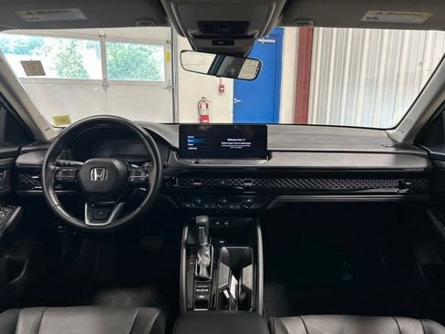 Certified 2025 Honda Accord Touring image 18