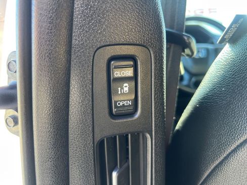 Used 2025 Honda Odyssey Sport-L image 27