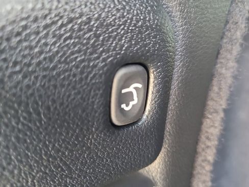 Used 2025 Dodge Durango GT image 9