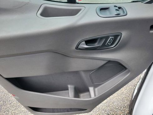 Used 2025 Ford Transit 250 Low Roof w/ Exterior Upgrade Package RWD image 9