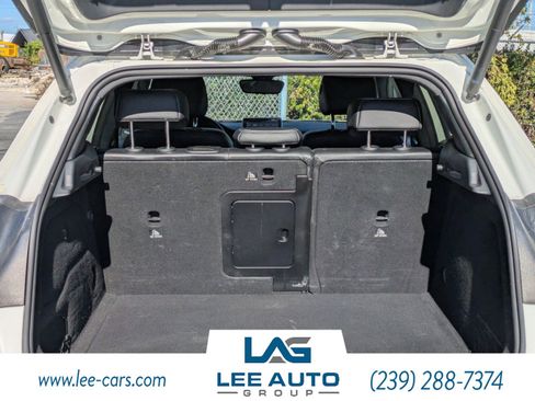 Used 2017 Mercedes-Benz GLA 250 SUV image 10