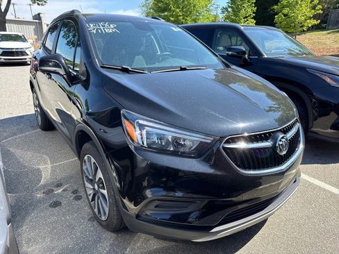 Used 2022 Buick Encore Preferred w/ Safety Package AWD/4WD image 1