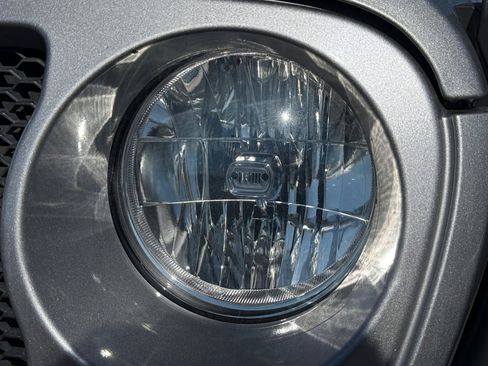 Used 2020 Jeep Wrangler Unlimited Sport S image 9