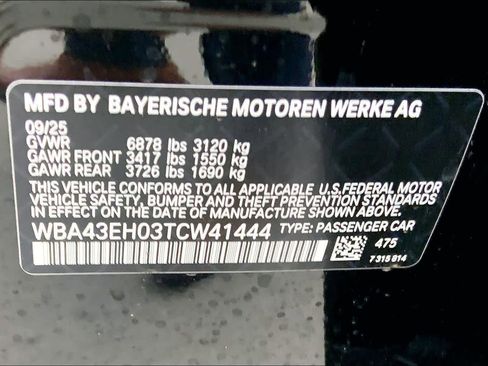 Used 2026 BMW 750e xDrive 750e xDrive w/ Executive Package image 18